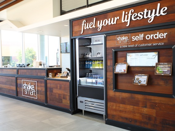 ShakeSmart counter with sign that reads "fuel your lifestyle"