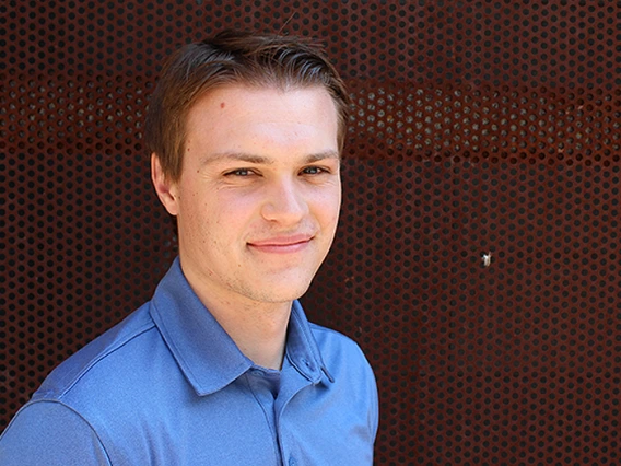 Headshot of Tanner Harris