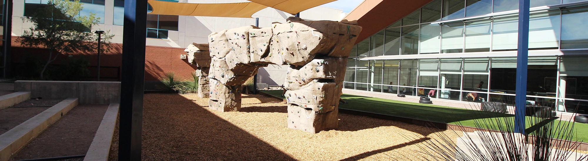 Bouldering wall at Campus Rec UArizona