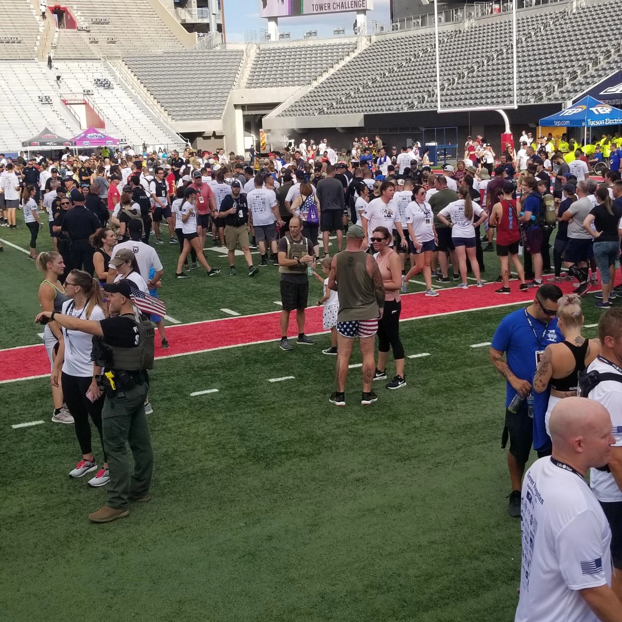 Crowd photo of tower challenge event