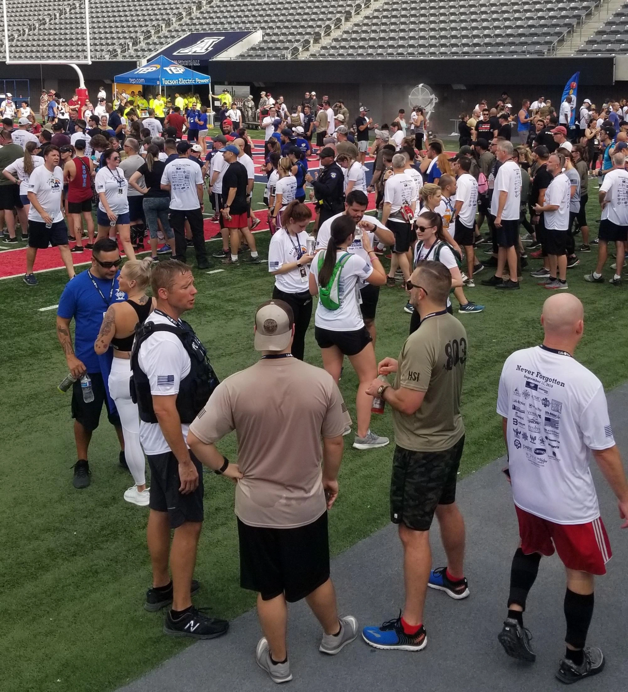 Crowd photo of tower challenge event